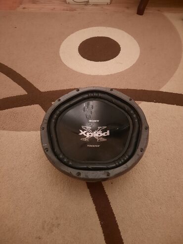 ZX: Sony Xplod subwoofer - Model: Sony Xplod seriyası (ön paneldə Xplod