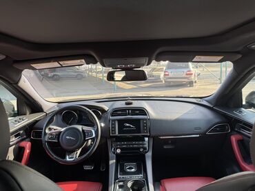 Jaguar: Jaguar F-Pace: 2017 г., 3 л, Типтроник, Бензин, Кроссовер — 12