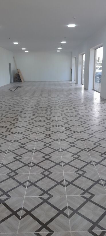Mağazalar: Salam aleykum xacmaz niyazabad yolu pive zavodun yanı 200 kvadrat tam — 23