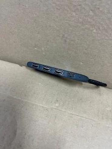 Doking stanice: Syntech USB-C na USB 3.0 hub (4-portni) - Ulaz: USB-C (muški konektor — 8