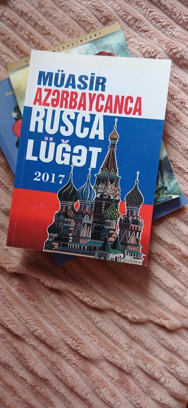rus dili danışıq kitabı: ​Dildəki bilikləri artırmaq və ya iki dildə effektiv ünsiyyət qurmaq