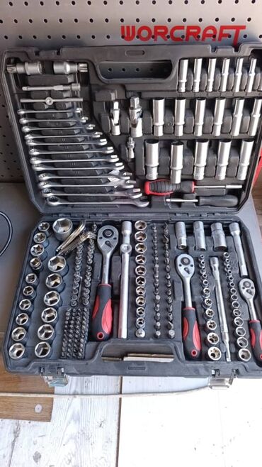 набор ключей германия: Leeder tools 216 предметов 
состояние новый