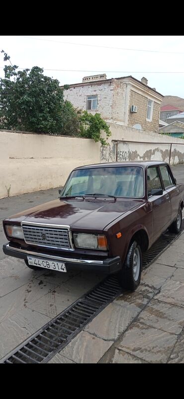 011 maşınlar: VAZ (LADA) 2107: 1.6 l | 2006 il | 6300 km Sedan