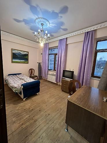 icareye anbar: 2 otaqlı mənzil Otaq yoldaşı axtarıram o biri ayrı otaq üçün, ikimiz — 2