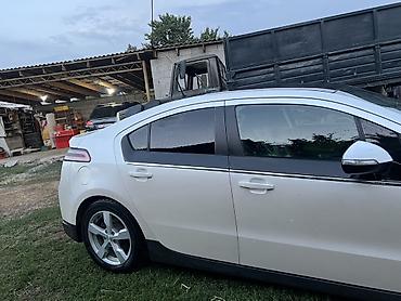 210 cdi: Chevrolet Volt: 2012 г., 0.2 л, Автомат, Гибрид, Лифтбек — 1