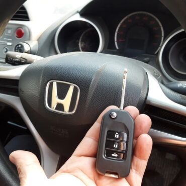 Ключи: Ключи на Хонда г Жалалабад Чип ключ. Чип ключи. Прописка ключей