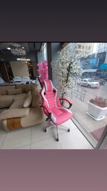 Ofis və oyun kresloları: Yeni, Təkərli, Qolları tənzimlənir, Dəri — 12