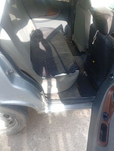 Daewoo: Daewoo Nexia: 2003 г., 1.5 л, Механика, Бензин, Седан
