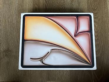 ipad case: İşlənmiş Apple iPad Air 13 (2025), 13", 128 GB — 7