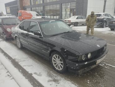 бмв машына: BMW 520: 1991 г., 2 л, Механика, Бензин, Седан