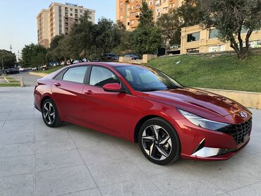 prius 2022 qiymeti: Hyundai Elantra: 2 л | 2022 г. Седан