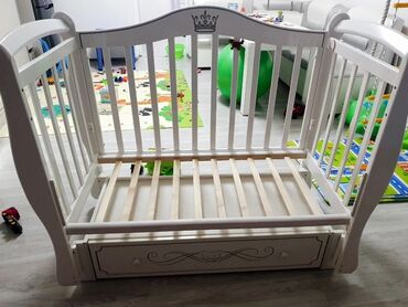 пеленальный столик с ванночкой: Детская кровать трансформер, Другой тип, цвет - Белый