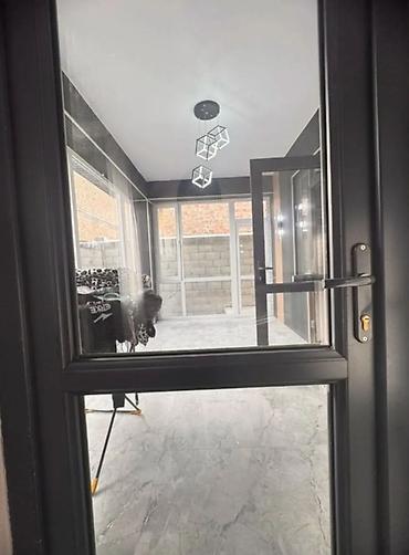 Продажа коттеджей и домов: Продаю дом 4 комнаты, 190 м², с дизайнерским ремонтом, участок 4 — 4