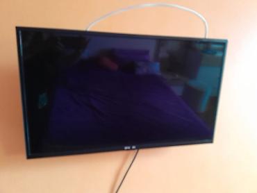 TV və video: 2 Samsung divar tipli ve bir shivaki SMART DEYIL 78 sm diagonal. hami — 2