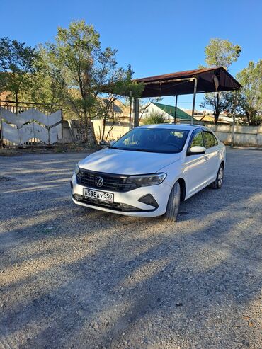 машина маленкий: Volkswagen Polo: 2020 г., 1.6 л, Автомат, Бензин, Седан