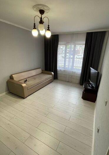 квартиры в бишкеке долгосрочные: 1 комната, Риэлтор, Без подселения, С мебелью частично