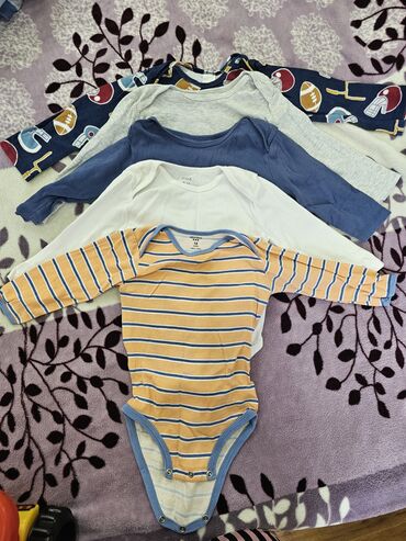 Другие детские вещи: Вещи на мальчика от рождения до 2х лет. за все вещи 5.000 сом + отдам — 16
