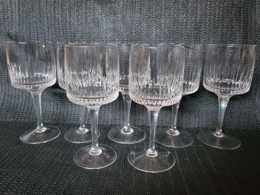 Čaše: Case nove kristal 60,70te za vino,rucni rad. Case komada 7 u ceni — 12