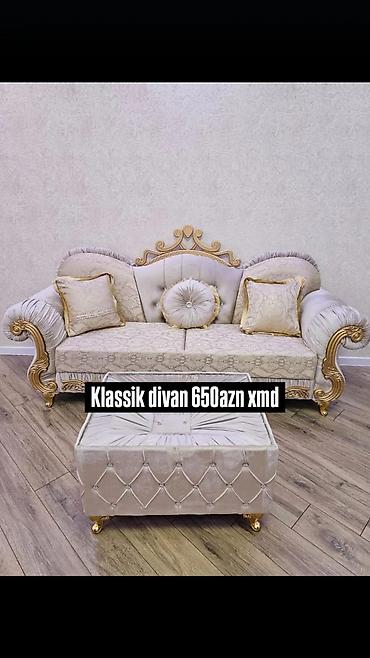 puffik: Klassik üslubda divan və puffik dəsti. Xüsusiyyətlər: - Rəng: açıq — 1