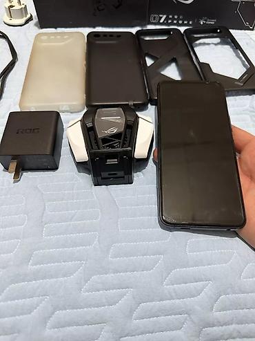 Asus: Asus ROG Phone 7, Б/у, 256 ГБ, цвет - Черный, 2 SIM — 4