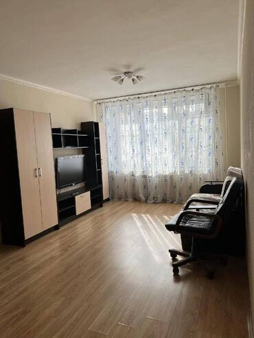 1комнат квартиры: 1 комната, Агентство недвижимости, Без подселения, С мебелью частично