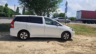 Транспорт: Toyota WISH: 2004 г., 1.8 л, Автомат, Бензин, Универсал — 3