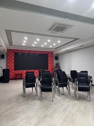 Аренда зданий: Сдается в аренду презентабельное офисное помещение по первой линии ( — 10