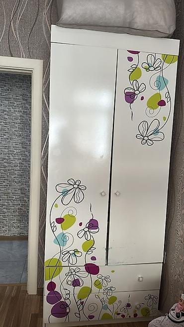 tek carpayılar: Uşaq/yataq otağı dəsti Tərkibi: - Tək nəfərlik çarpayı: ağ rəngdə — 2
