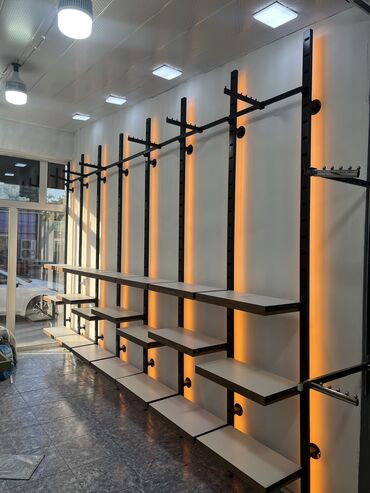 biznes ucun avadanliqlar: Vitrinlər satılır.Tək tək kimə nə lazımdısa götürə bilər.Qiymət