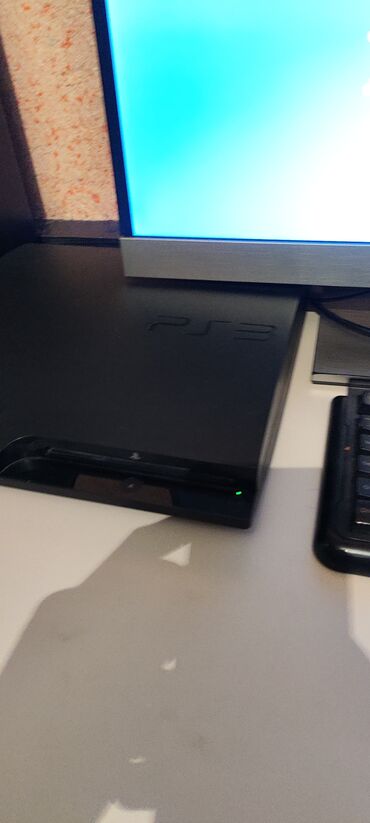 playstation бишкек: Ps3 2 шт сатылат 12000 сом 1 шт 2 шт джойстик 11000 сом 1 шт 2 шт