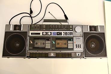 kaset satisi: SABA iki kasetli portativ “boombox” maqnitofon/radio - İki kaset — 1
