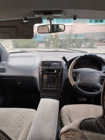 лебедка ручная: Toyota Ipsum: 1998 г., 2 л, Автомат, Универсал