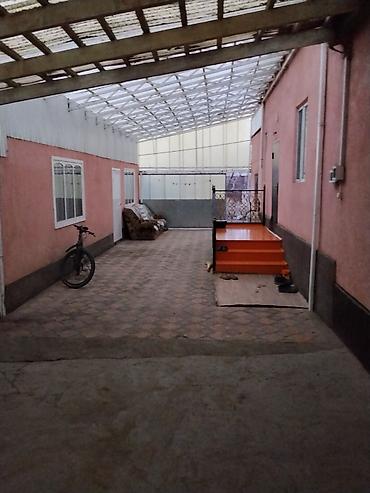 Продажа коттеджей и домов: Продается дом с просторным крытым двором и отдельной летней кухней — 12