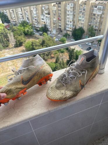 Butslar: Butslar Nike, Ölçü: 42