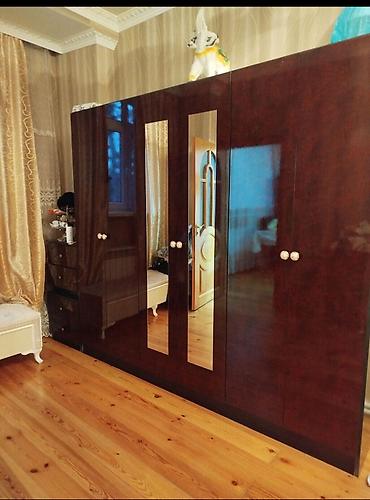 Geniş həcmli 6 qapılı qarderob dolabı - Material: qaranlıq qəhvəyi