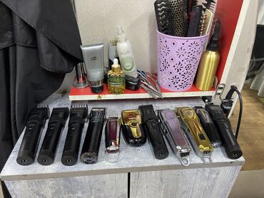 Другие комплектующие: Продаю машинки для стрижки 1000 сом пользовались месяц at lalafo.kg Другие комплектующие: Продаю машинки для стрижки 1000 сом пользовались месяц