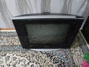 televizor satışı: 2eded islək televizor satilir pultladi islekdi 1ededi 50m