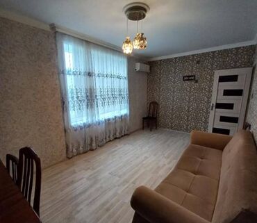 Köhnə tikili: Xetai ray gence pr xezerde bina evi 5/5. 2 otaq ewyali satilir kupca — 4