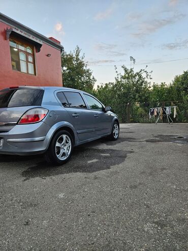 Opel: Opel Astra H – universal kuzov - Kuzov: universal (station wagon) — 11