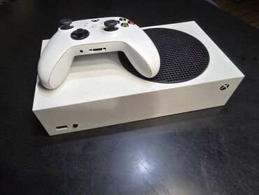 внешний ssd: Xbox Series S - Компактная игровая консоль нового поколения от Xbox