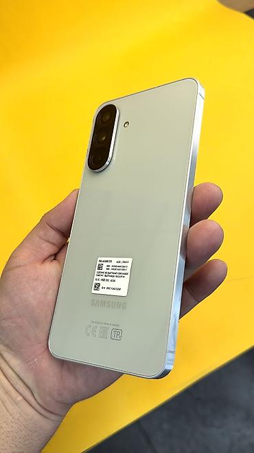 Samsung: Samsung Galaxy A56 5G, Б/у, 256 ГБ, 2 SIM, eSIM — 6