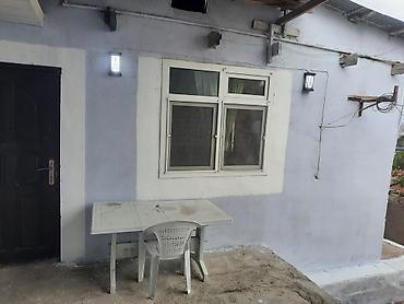Həyət evləri və villalar: Ev bileceride merkezde yerlesir 3 otağ 1 metbex qaraci var heyeti var — 10