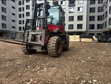 🚜Предоставляем вилочные погрузчики для: • складов • магазинов и баз •