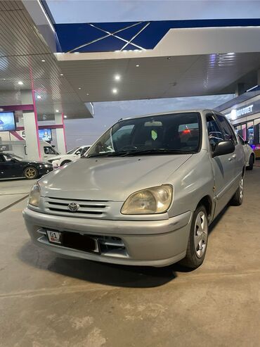 runx alex: Toyota Raum: 1998 г., 1.5 л, Автомат, Газ