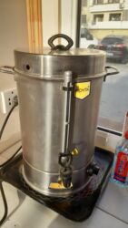 Mətbəx üçün digər texnika: İşlənmiş Elektrik Samovar, 8 l