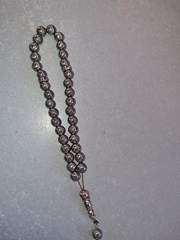 Metal təsbeh – kərbəladan gəlmədi. ipnən deyil dəmirdən yiğilib. yəni