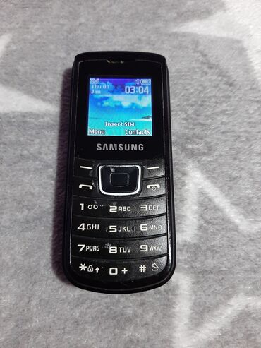 Samsung: Samsung E 1100 ispravan telefon radi na sve mreze stanje se vidi na — 3