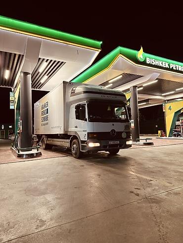 Коммерческий транспорт: Грузовик, Mercedes-Benz, Стандарт, Новый — 2