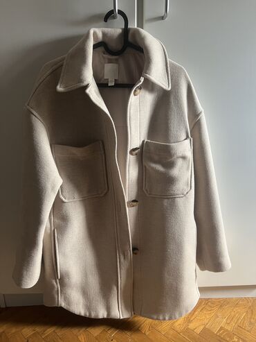 trenerka i kaput: H&M, XS (EU 34)