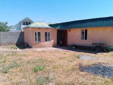 продаю дом в кунтуу: Дача, 5 кв. м, 3 бөлмө, Менчик ээси